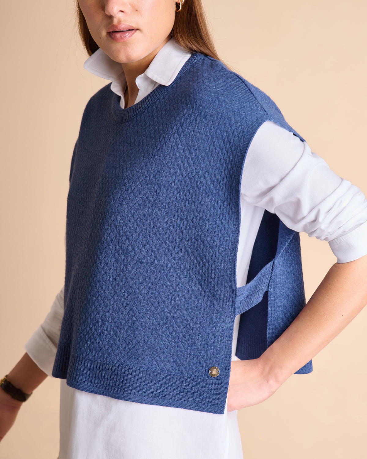 Pull poncho bleu sans manches ADONIS/14048/301