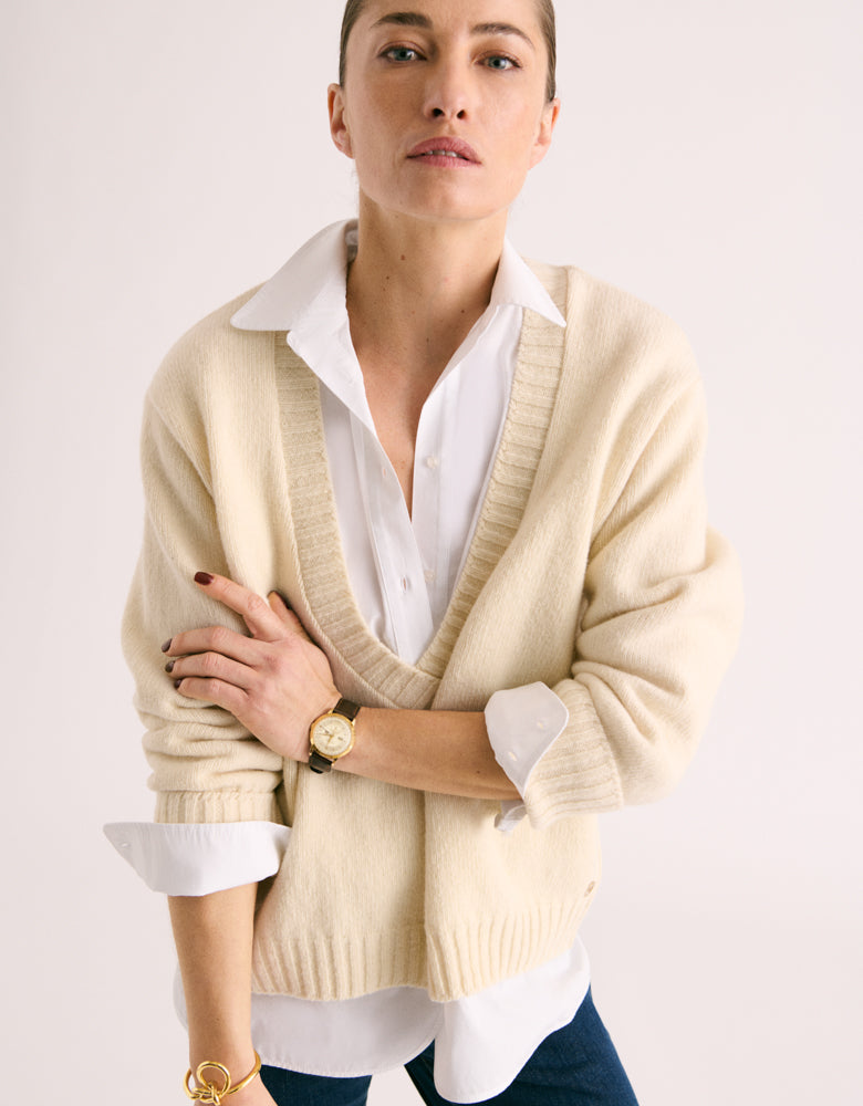 Knit sweater with deep V-neck ALMA/86144/003