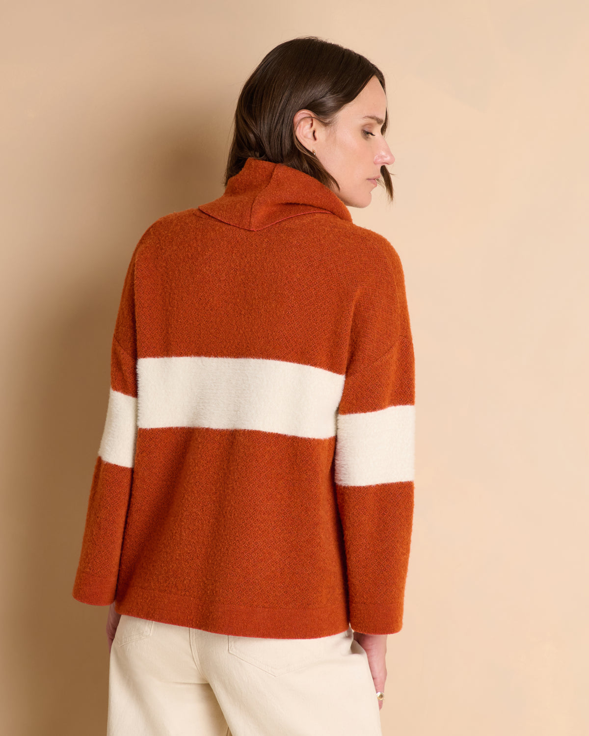 Pull orange bicolore col roulé en laine ALMA-B/14229/831