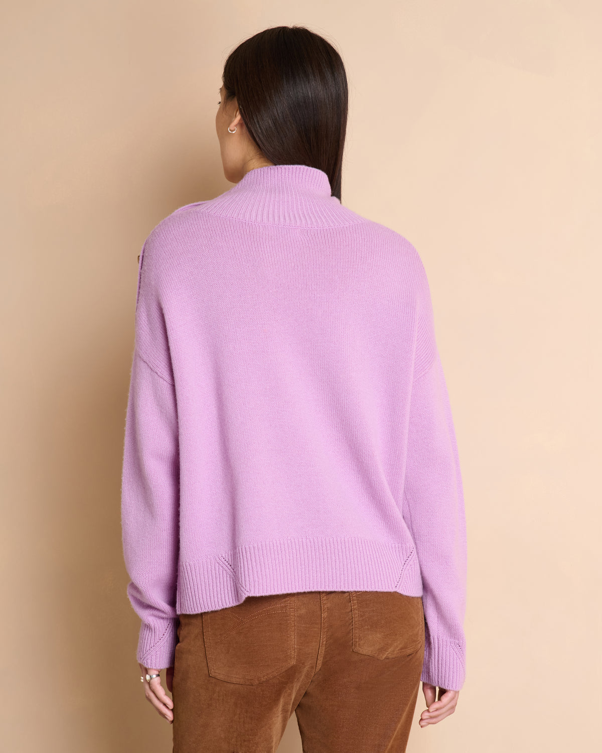 Pull violet à col roulé bouton sur épaules AMETHYSTE/14096/322