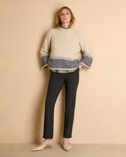 Pull blanc cassé et gris oversize col montant tricoté en France