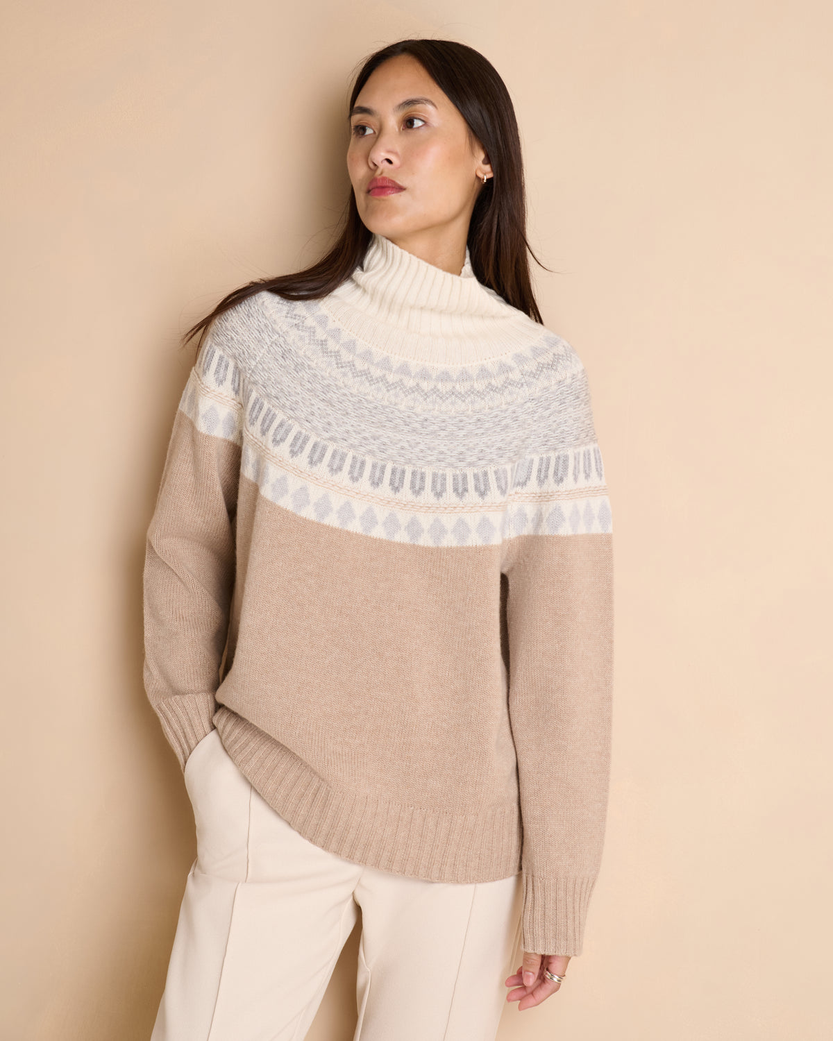 Pull beige jacquard col montant AOBA-NEW/14213/781