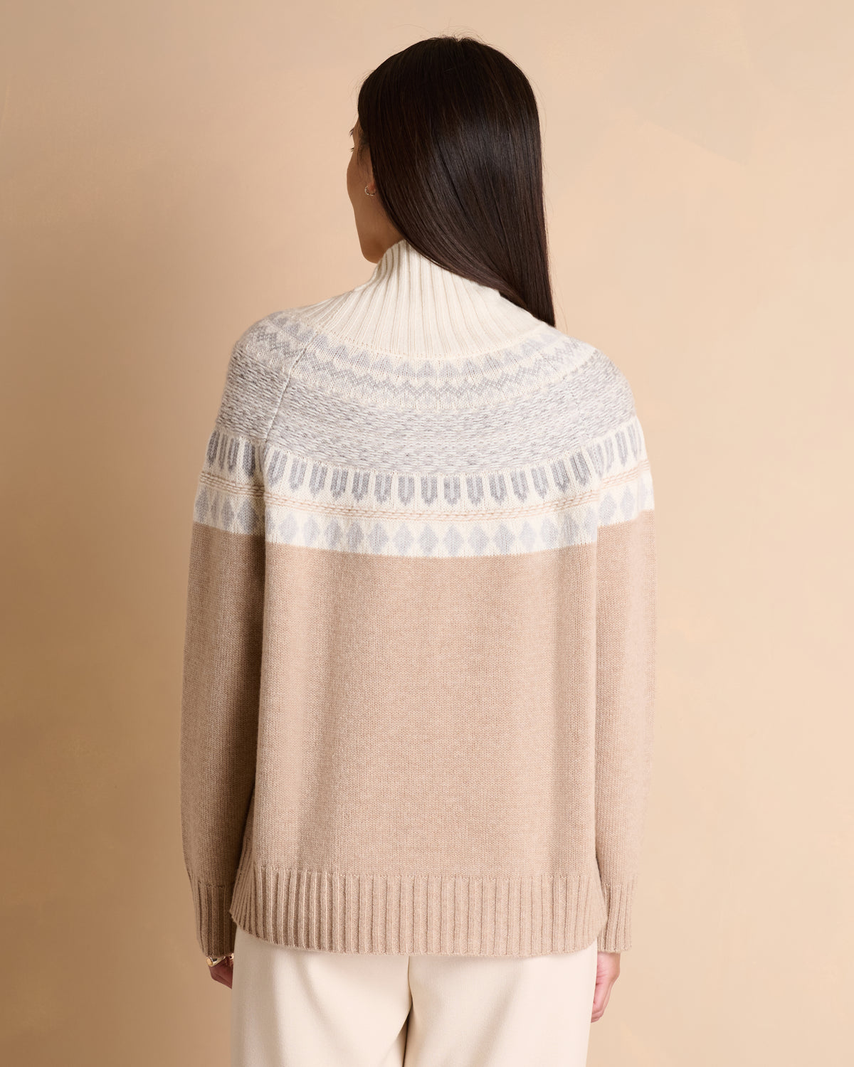 Pull beige jacquard col montant AOBA-NEW/14213/781