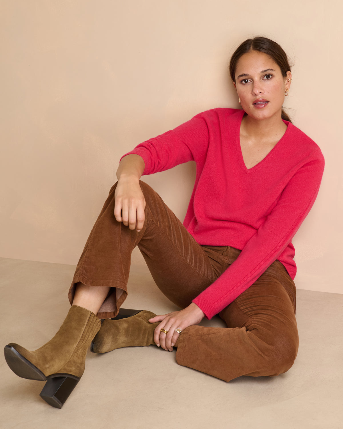 Pull rose coupe droite encolure V ASELUX/14055/415