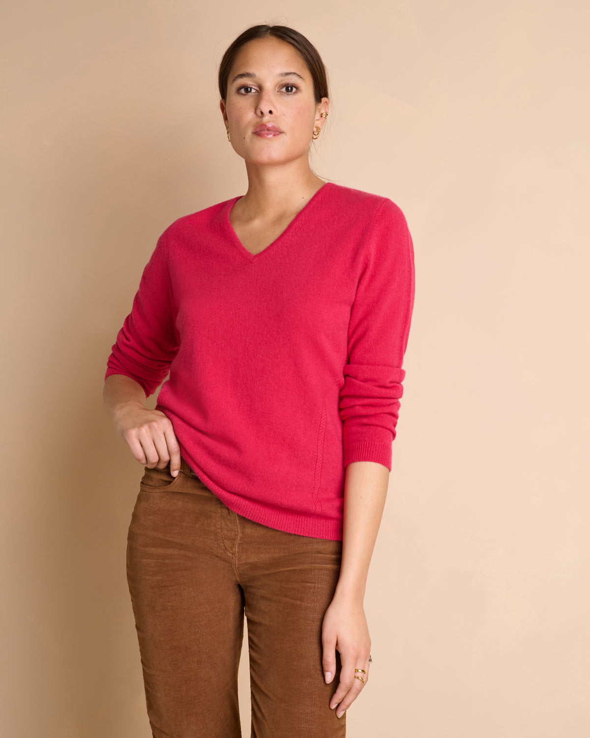 Pull rose coupe droite encolure V ASELUX/14055/415