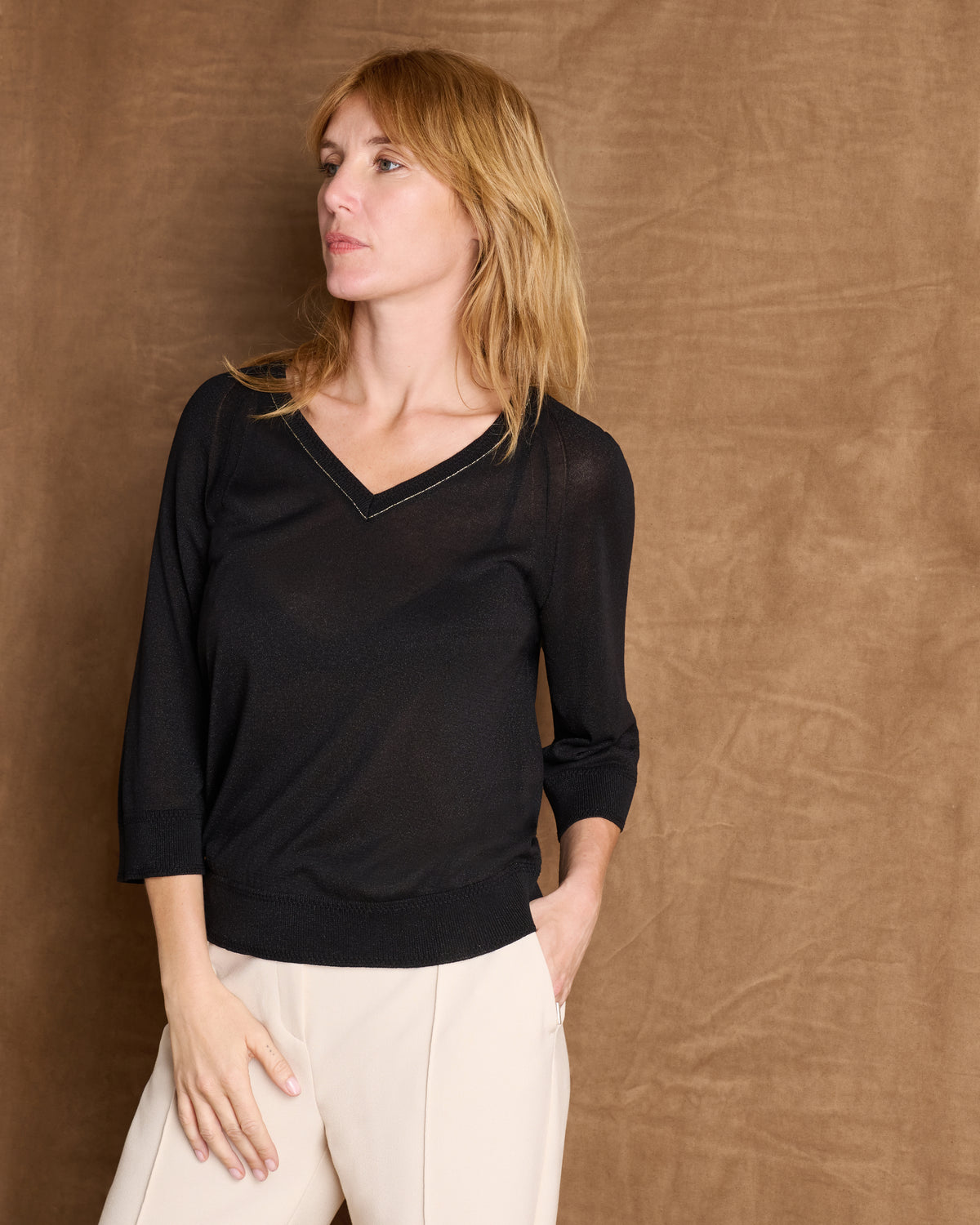 Pull noir manches longues encolure V ATLAS/14076/500