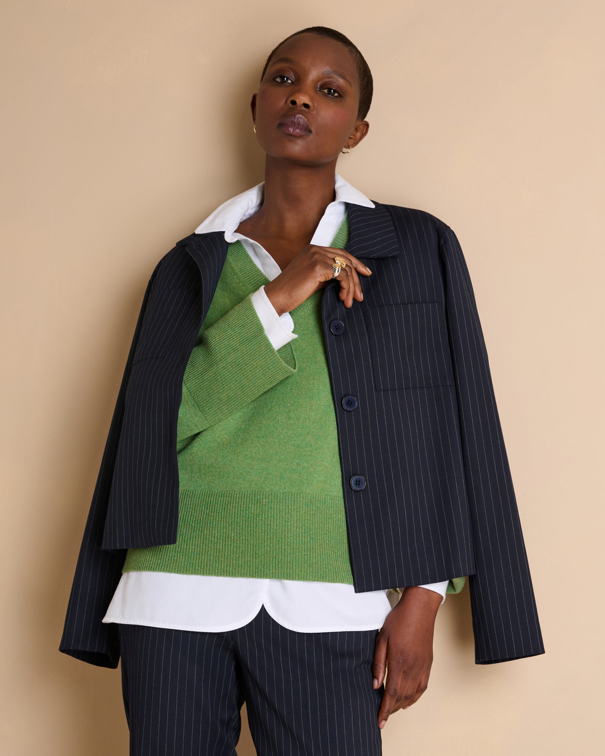 Pull vert coupe droite encolure V manches larges AVELUX/14051/193