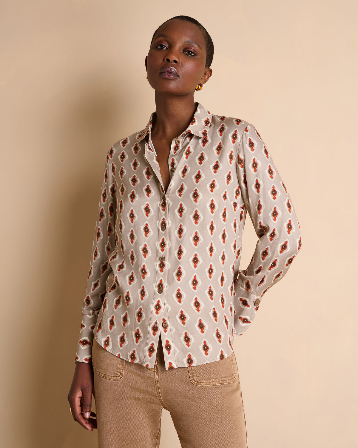 Chemise beige imprimée manches longues CALLIGRAPHIE/14082/538