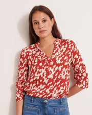 blouse fluide rouge imprimé tachiste blanc