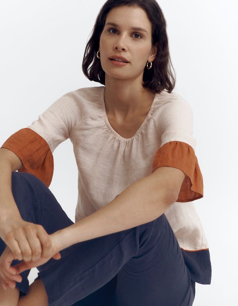 Blouse with ruffled sleeves COLOMBO/87086/650