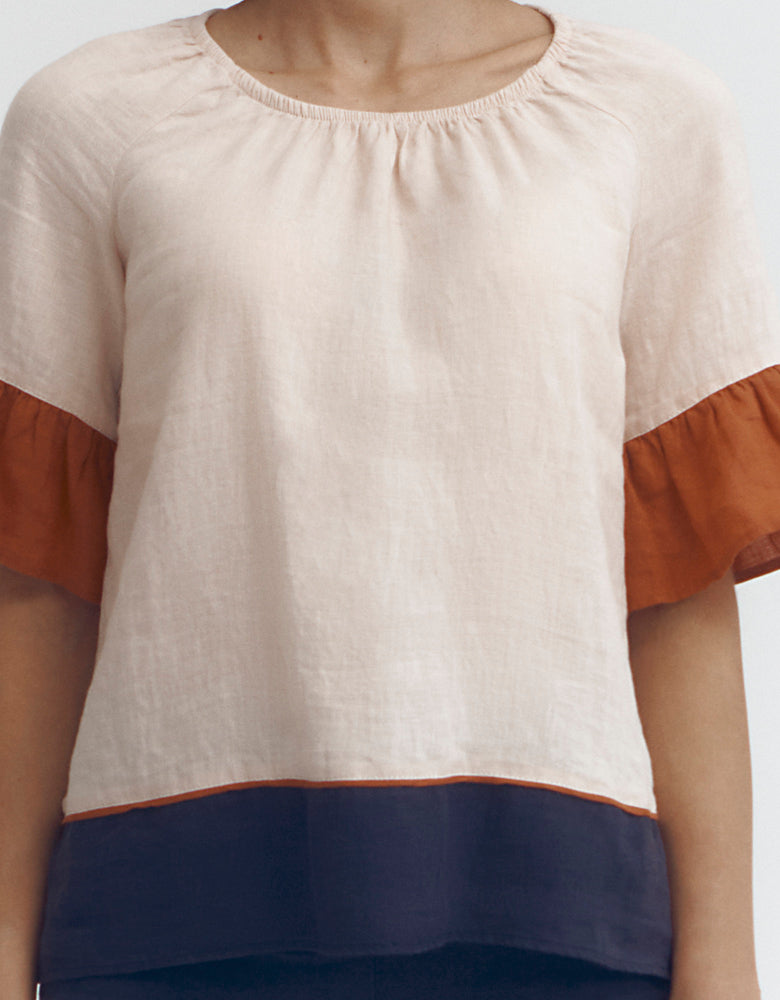 Blouse with ruffled sleeves COLOMBO/87086/650