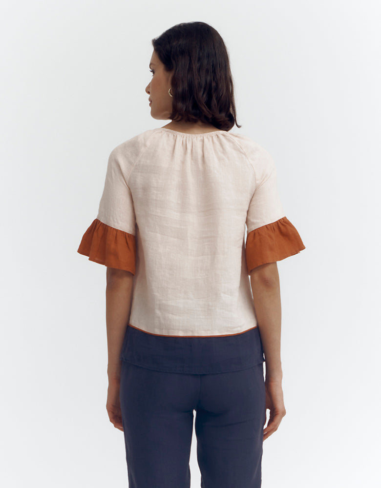 Blouse with ruffled sleeves COLOMBO/87086/650