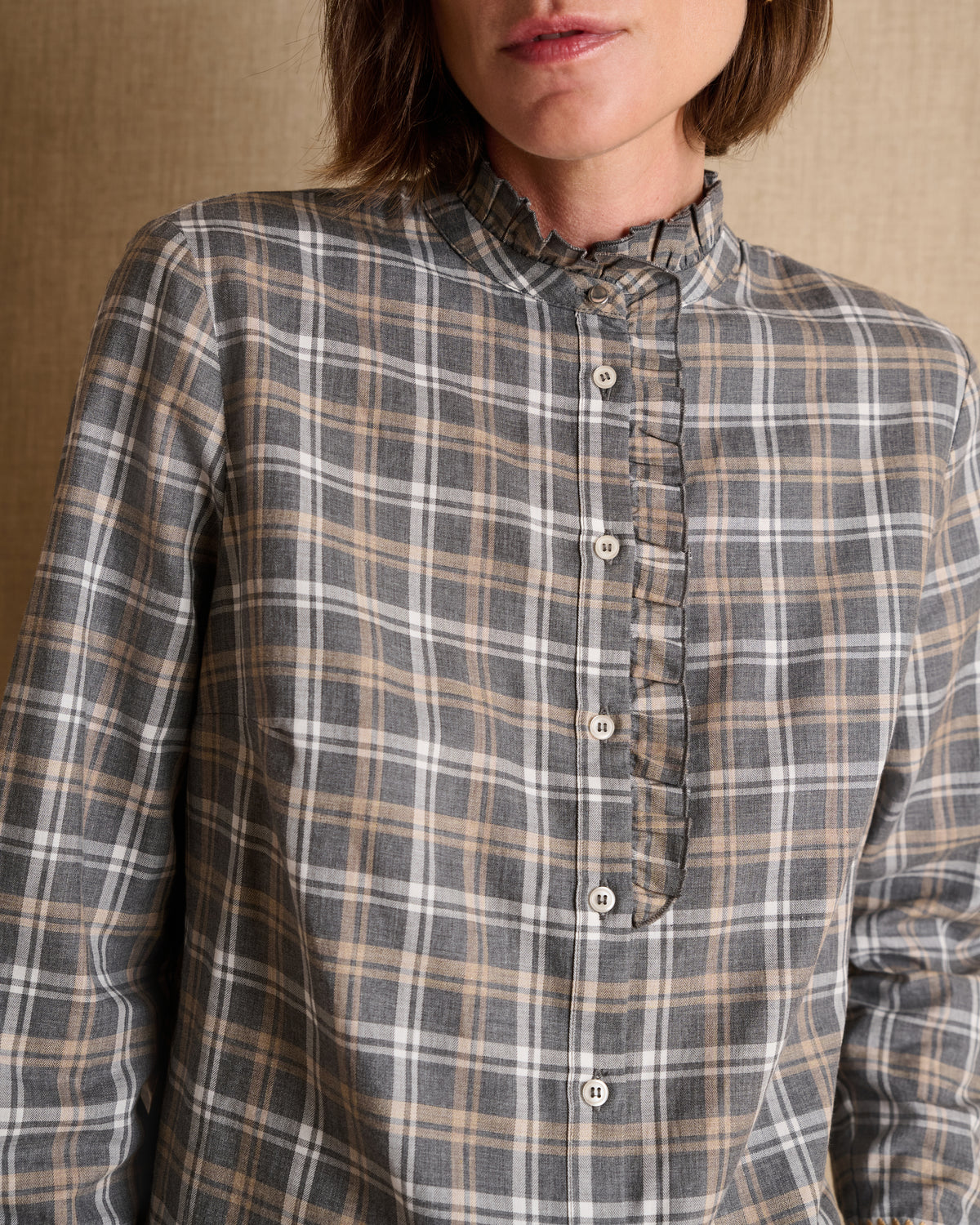 Chemise grise à carreaux volant à l'encolure COUNTRY/14144/660