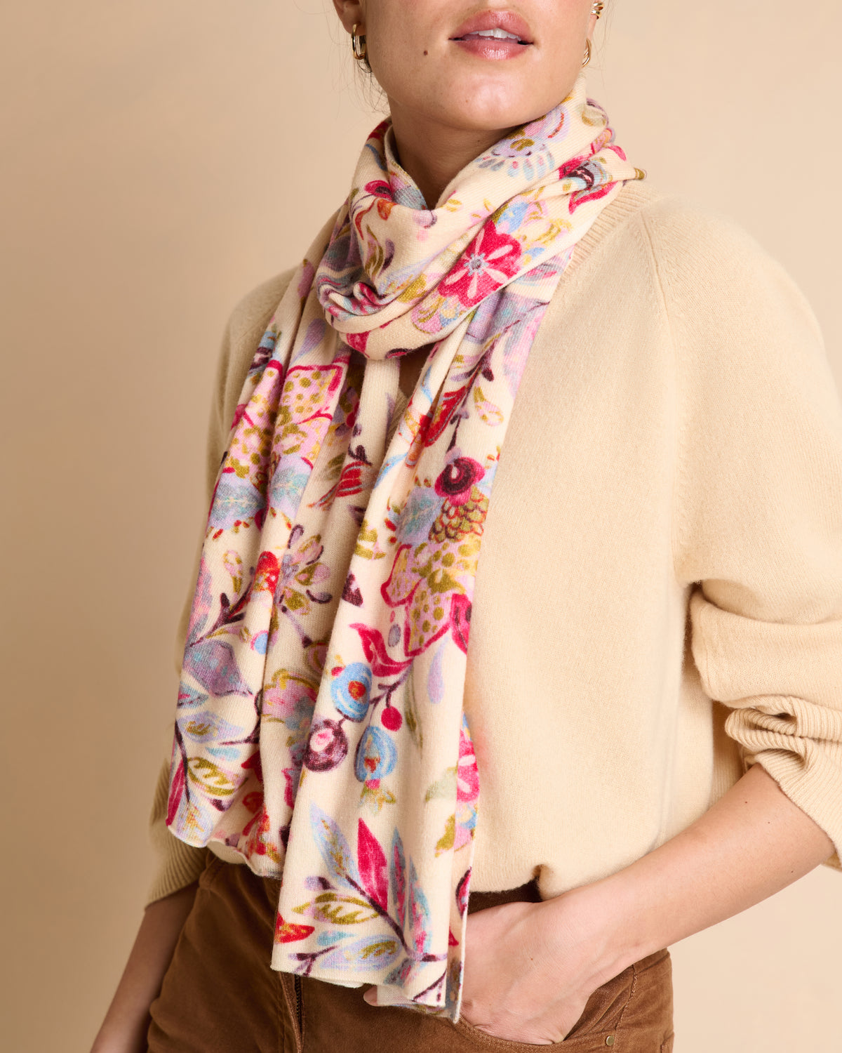 Echarpe beige imprimée fleurs colorées ECHINACEE/14136/901