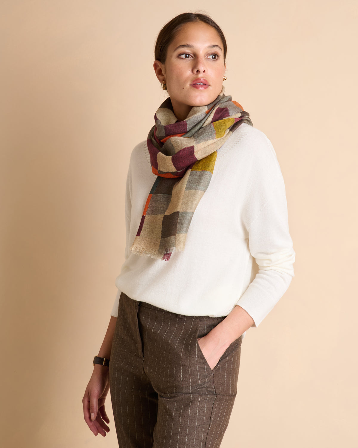 Echarpe beige imprimée damiers frangée EXCEL/14232/531
