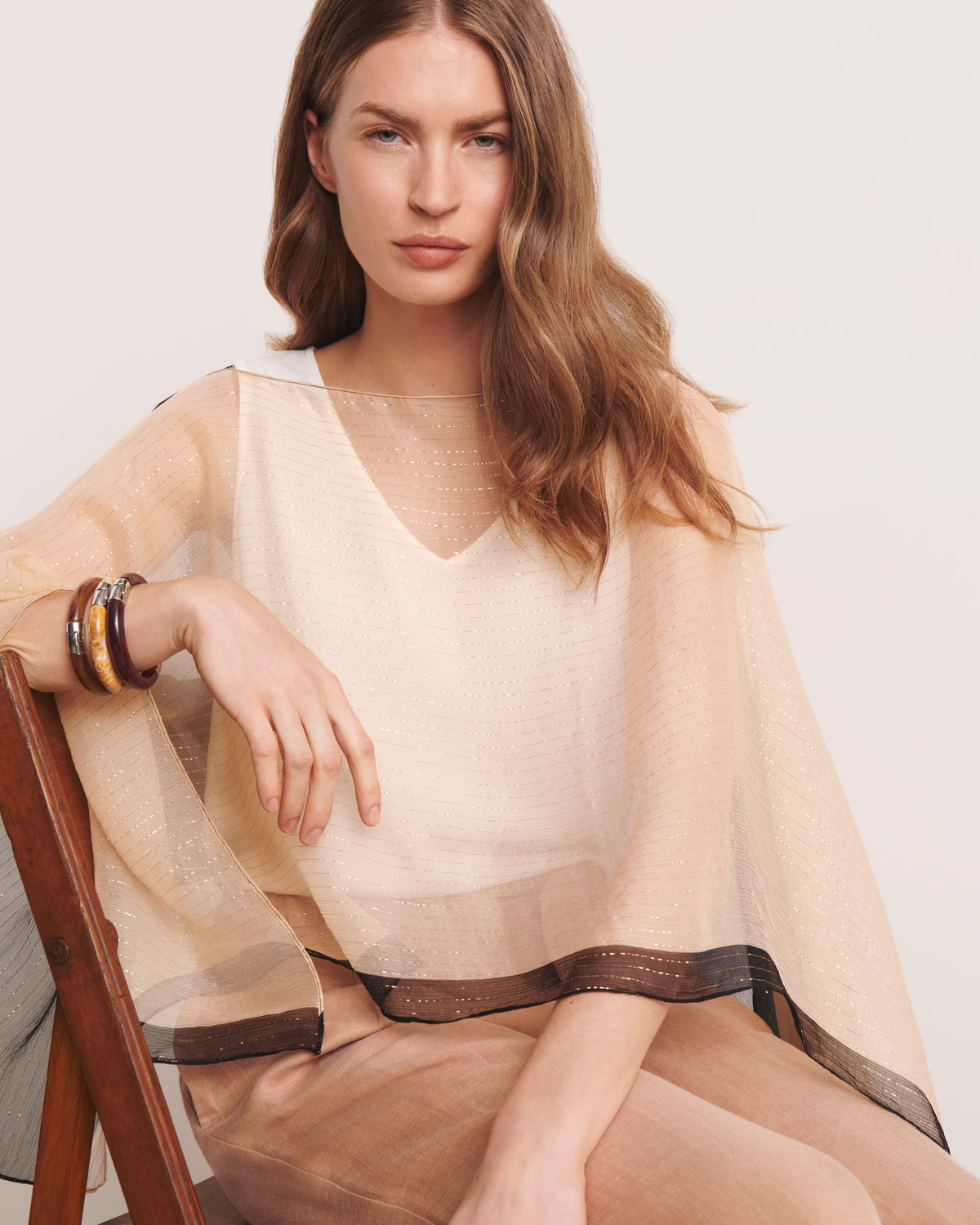 Beige and iridescent black cape EXTRAVAGANTE/13176/670