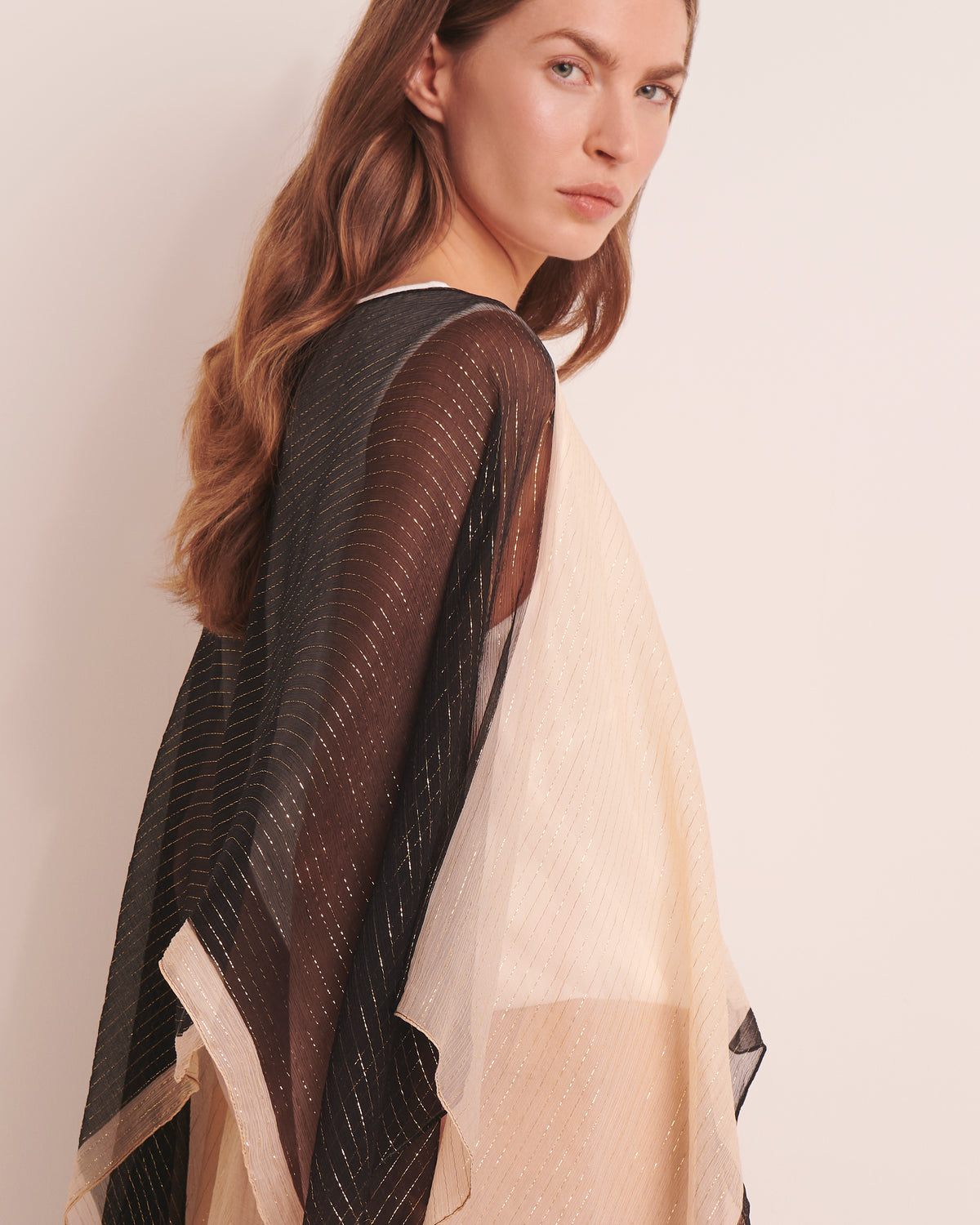 Beige and iridescent black cape EXTRAVAGANTE/13176/670