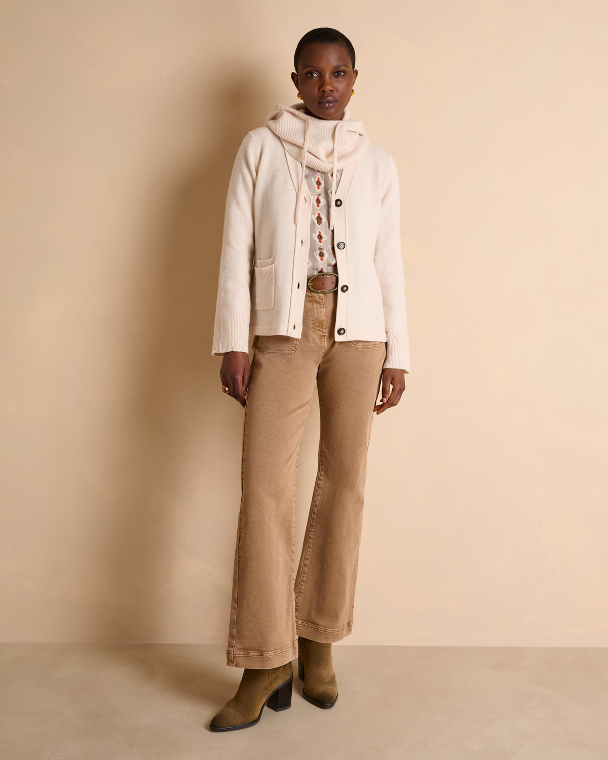 Gilet beige boutonné encolure V GAELLUX-BIS/14094/017