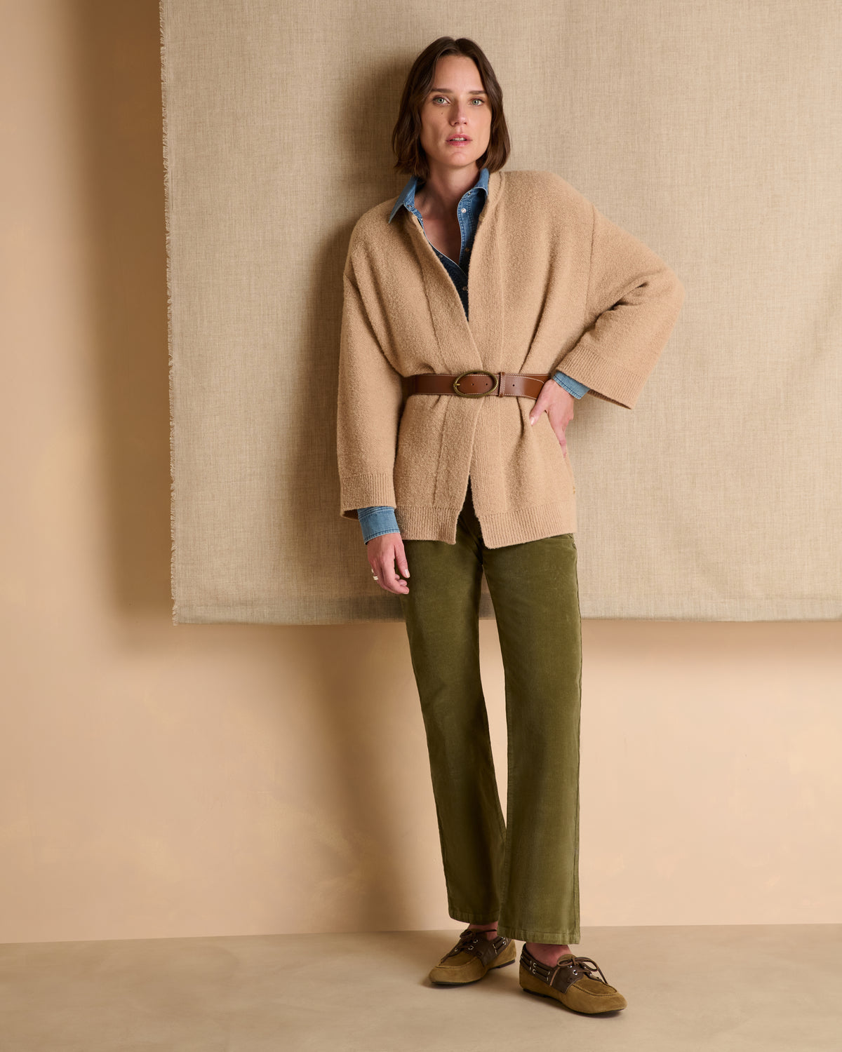 Gilet court beige ceinturée en laine GALIA/14040/010