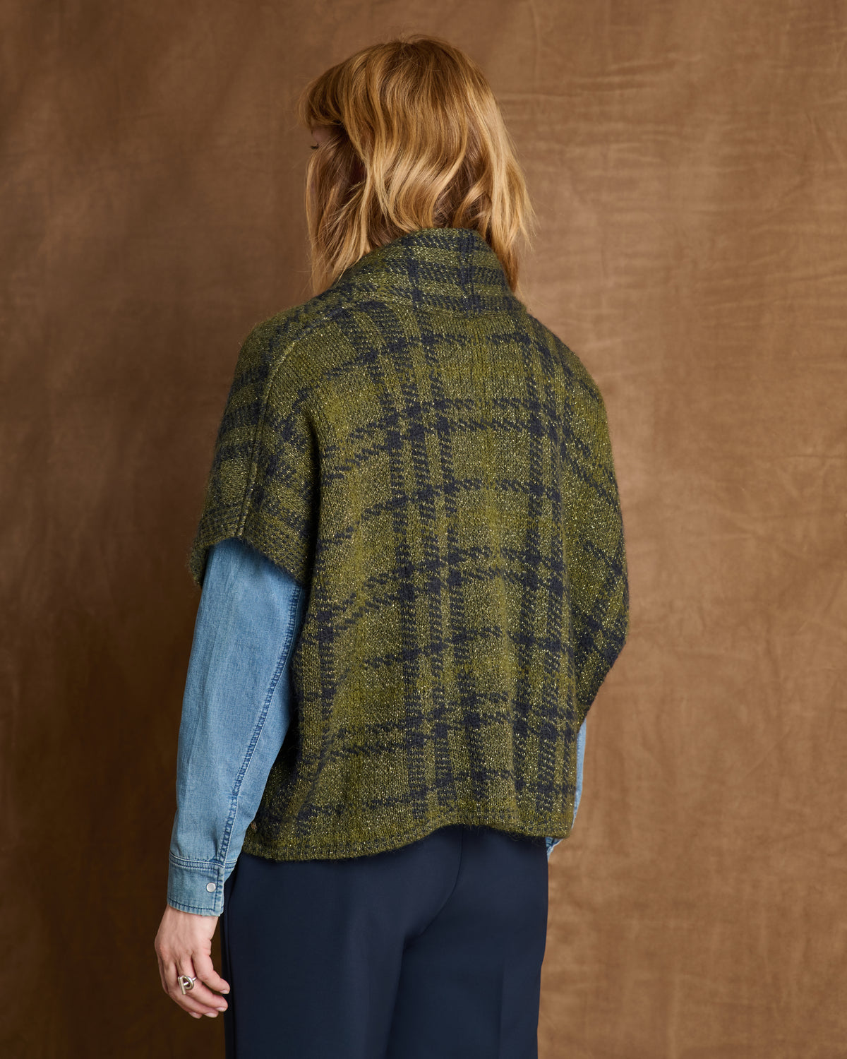 Gilet kaki à carreaux oversize sans manches col châle GERMAIN/14097/801