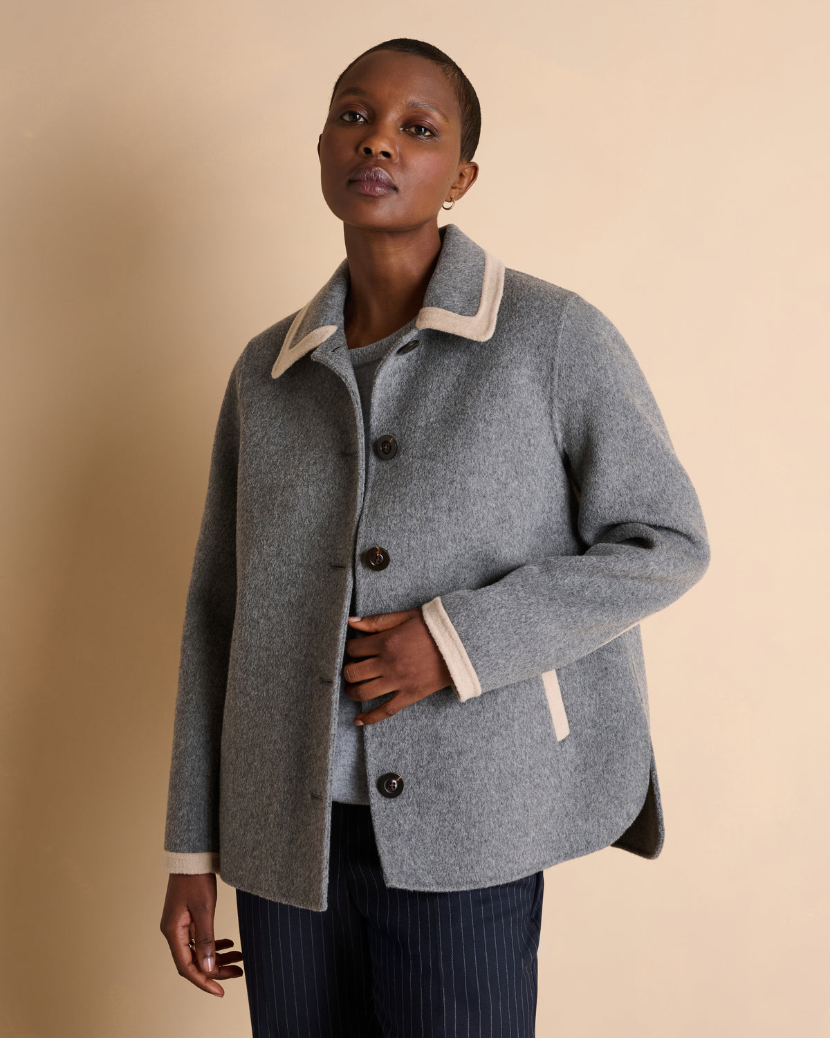 Manteau gris court boutonné MAELIA/14099/912