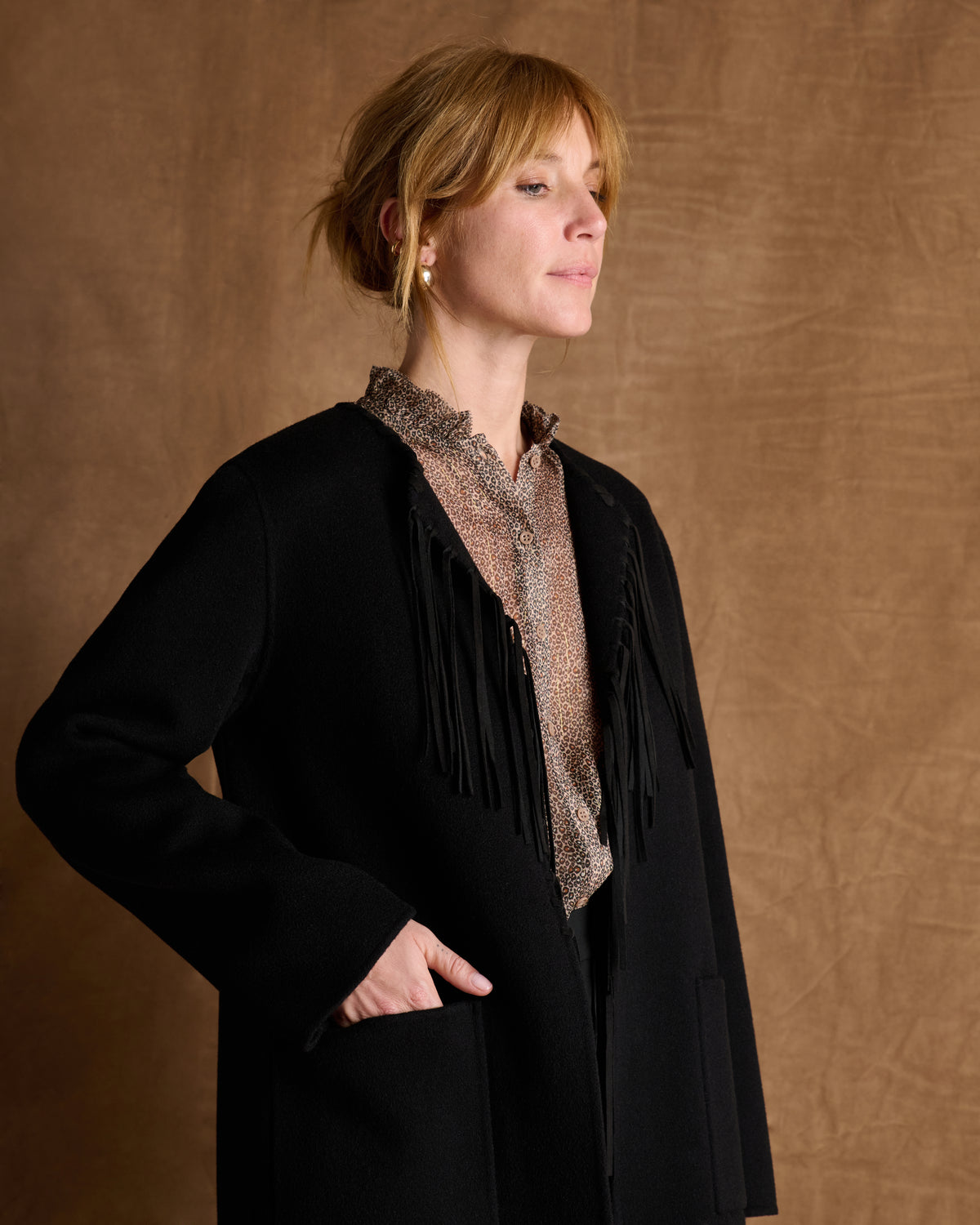 Manteau court noir frangé MALGACHE/14212/500