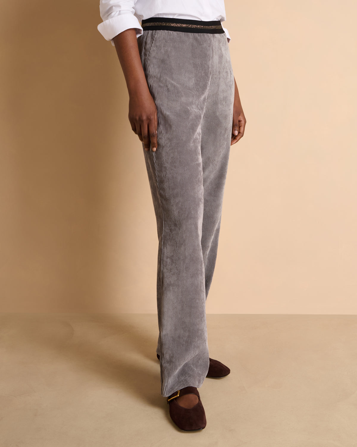 Pantalon gris droit ceinture élastiquée en velours PELVET14/14089/440