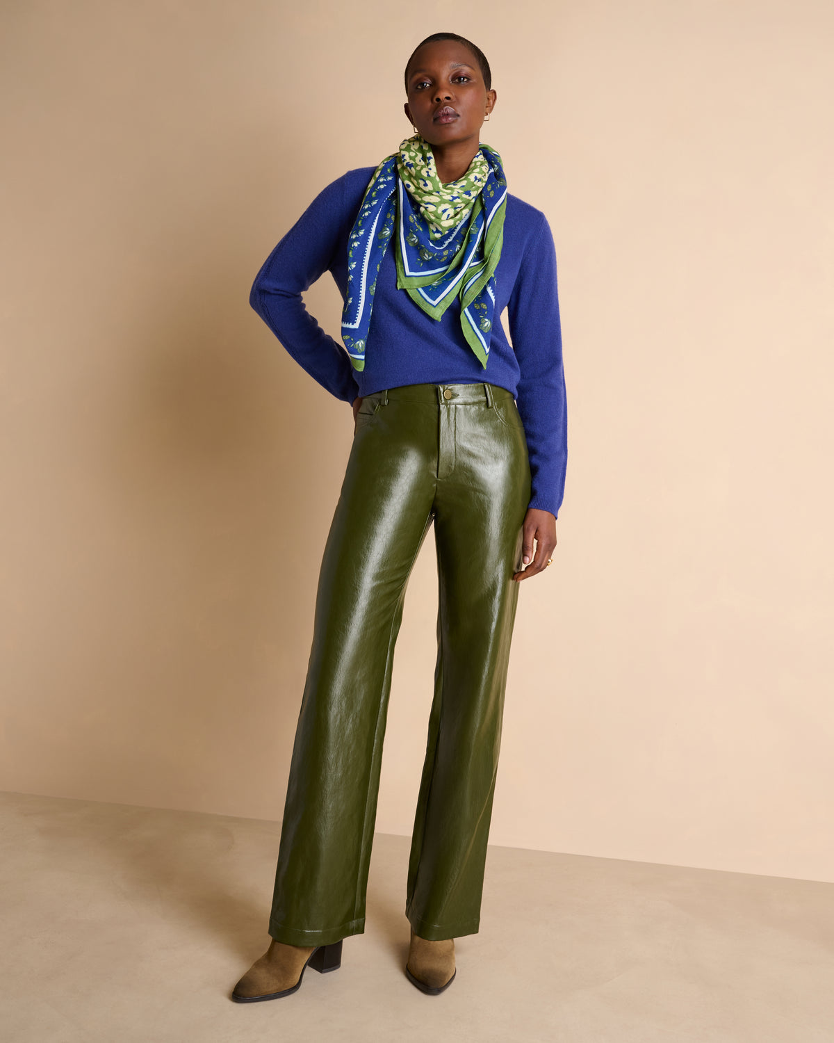 Pantalon vert droit et large PIVERT/14080/193