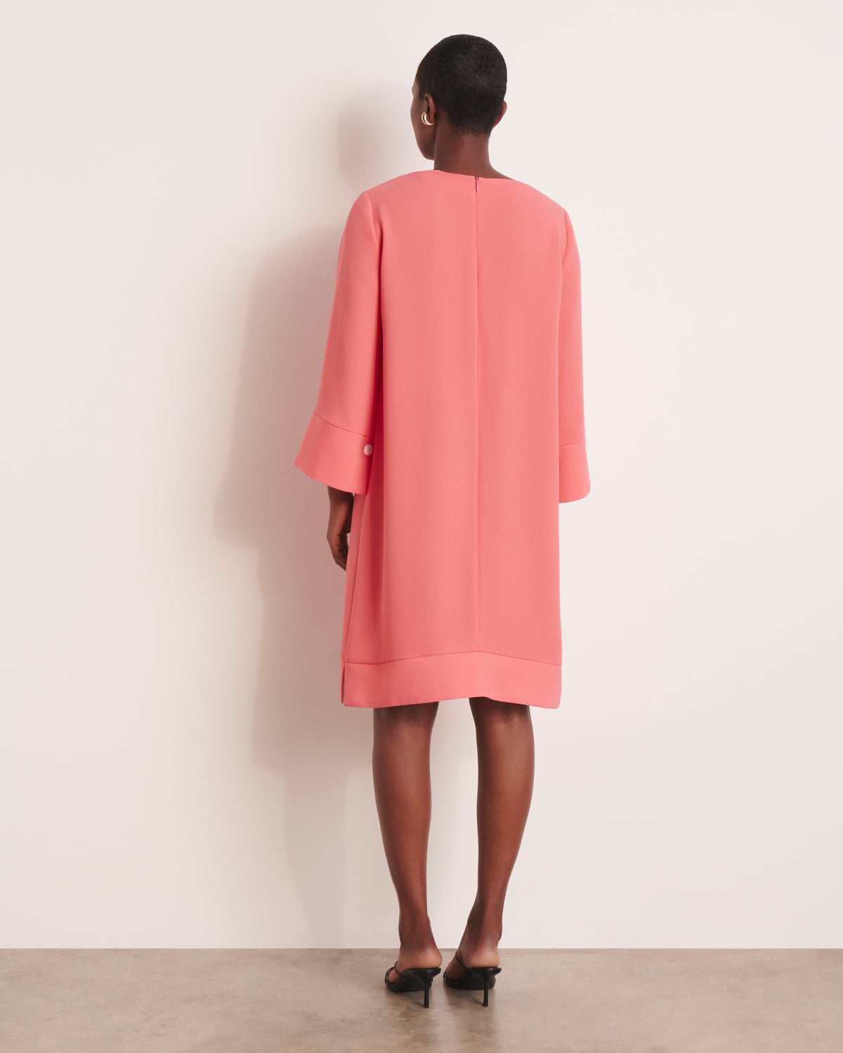 Robe courte droite rose encolure ronde ROLUA/13235/386