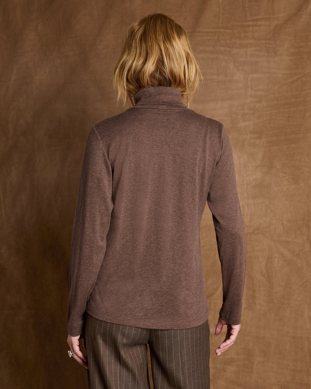 Tee-shirt marron col roulé TOUCH-CR14/14122/052