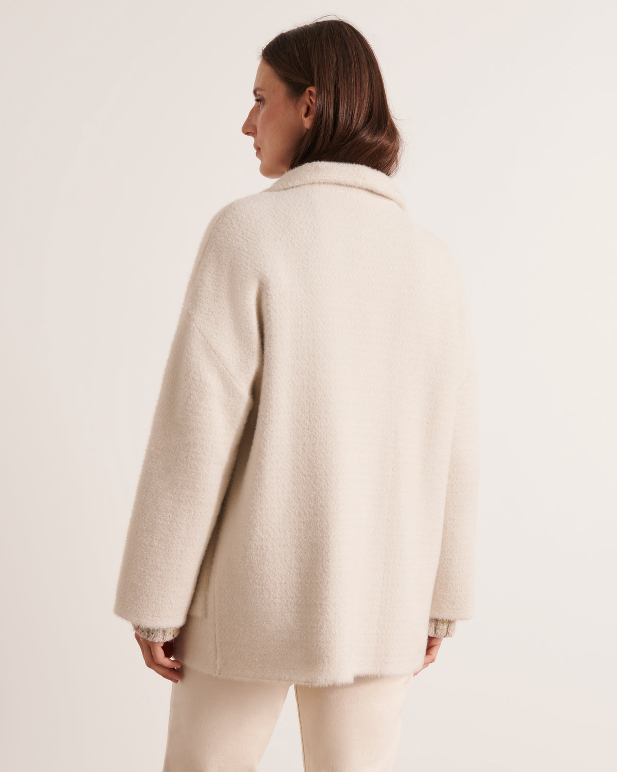 veste en maille jacquard poilue blanc cassé