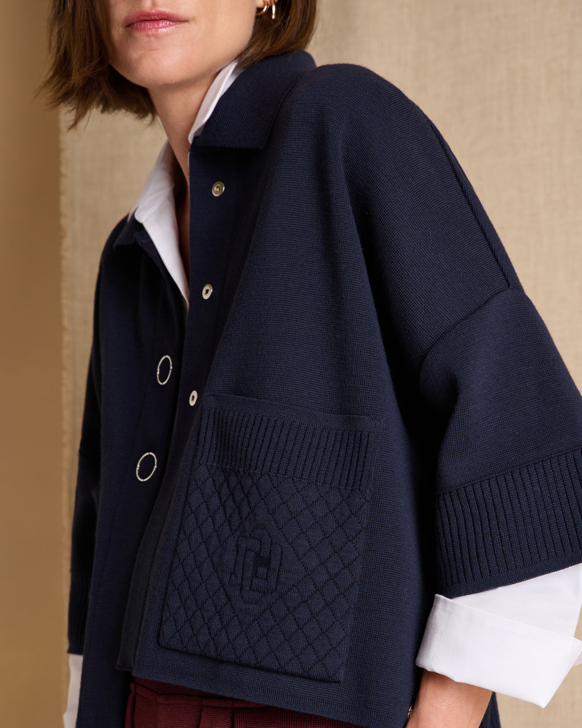 Veste courte bleu marine en laine boutonnée VICTORIA1927/14032/319