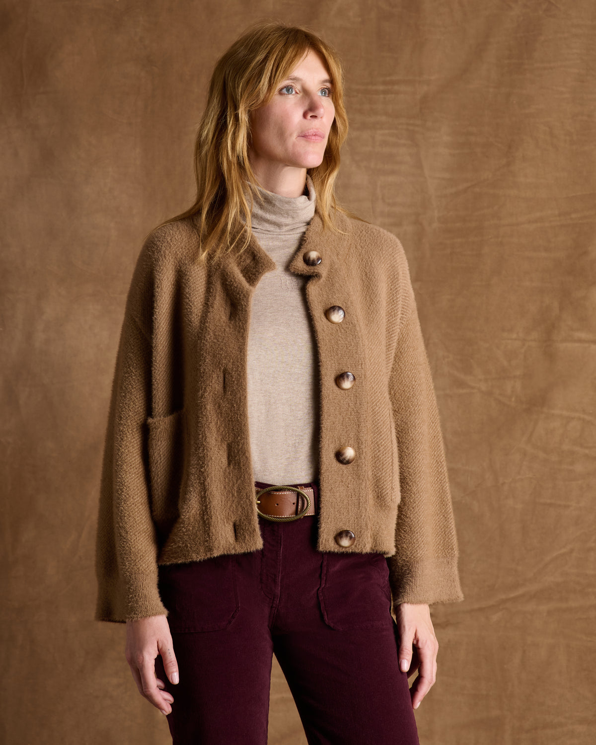 Veste courte marron boutonnée col montant VOGUE/14015/791