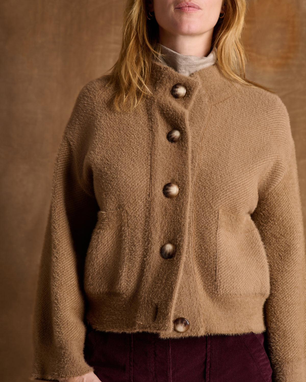 Veste courte marron boutonnée col montant VOGUE/14015/791